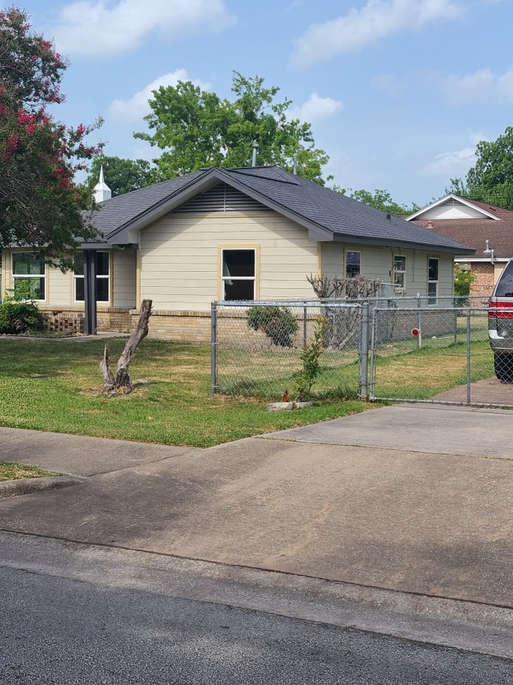 Slide of Reeves Construction