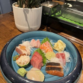 Okinami Sushi Bar - Yummy - Sushi Bars Near Me - Norwood, New Jersey
