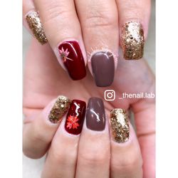 The Nail Lab