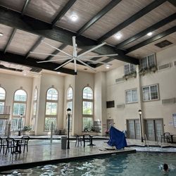 Comfort Suites Milwaukee Airport - Pool