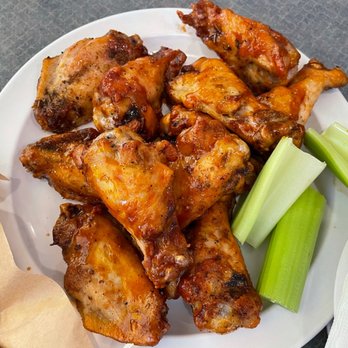 Woody's Brewing - BBQ chicken wings - New American Near Me - Redding, California Woody's Brewing - BBQ chicken wings - New American Near Me - Redding, California