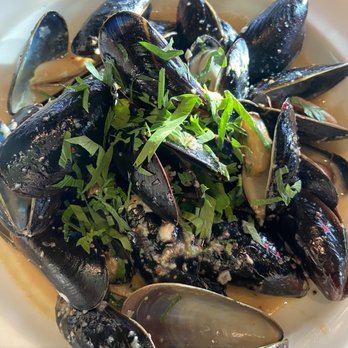 Moonraker Restaurant - Mussels-Frites - New American Near Me - Pacifica, California