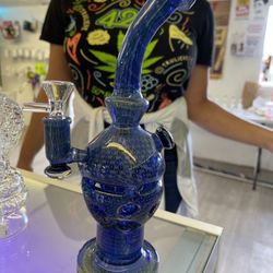 Straight Pipes & Vapes