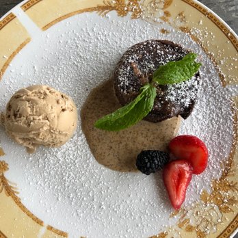 Moonshadows - Souffle cake - Seafood Near Me - Malibu, California