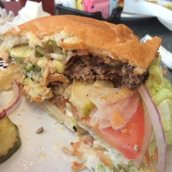 Cool Cat Cafe - It's was prettier when it came to the table- Luna Burger- bacon, avocado, lettuce, pickles, thousand island dressing. - American Near Me - Pismo Beach, California