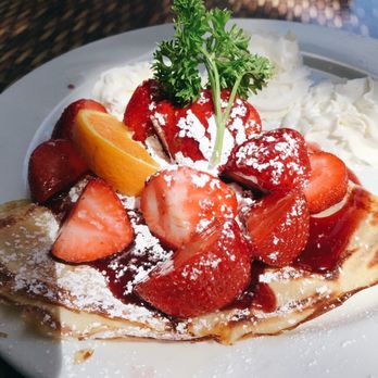 Sweet Maple - Strawberry Nutella Crepe Plate Weekday Breakfast - American Near Me - San Francisco, California Sweet Maple - Strawberry Nutella Crepe Plate Weekday Breakfast - American Near Me - San Francisco, California