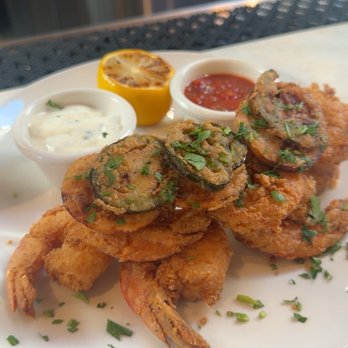Barrel House Tavern - New American Near Me - Sausalito, California