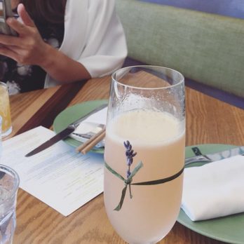 Anh and Chi - Vietnamese Near Me - Vancouver, British Columbia
