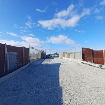 Pick-n-Pull - Long walk to the cars - Auto Parts & Supplies Near Me - Richmond, California