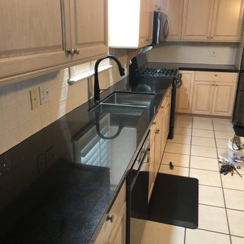 Stone International Kitchen, Baths and Closets - Kitchen counter. - Cabinetry Near Me - Miami, Florida