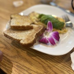 Royal Breakfast & More - Royal Omlette