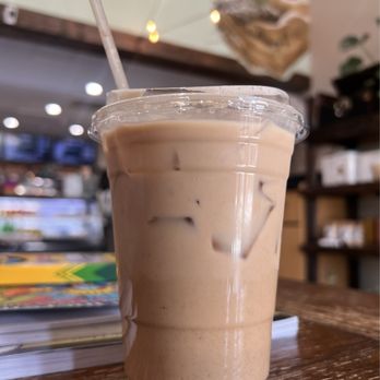 Mundial Coffee - Spiced Chai Oatmilk Latte - Coffee & Tea Near Me - Riverside, California Mundial Coffee - Spiced Chai Oatmilk Latte - Coffee & Tea Near Me - Riverside, California