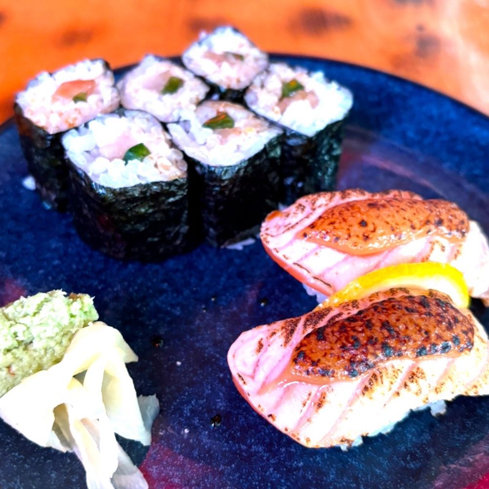 Umami - Sushi Bars Near Me - Pittsburgh, Pennsylvania