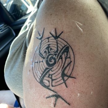 Avail Tattoo Studio - Frog on a labyrinth - Tattoo Near Me - Flagstaff, Arizona