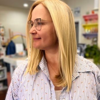Kismet Collective Salon and Spa - Golden Blonde by Danny - Hair Salons Near Me - Burbank, California Kismet Collective Salon and Spa - Golden Blonde by Danny - Hair Salons Near Me - Burbank, California