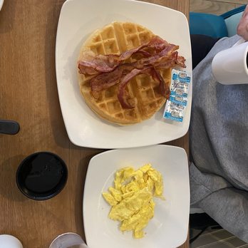 Eggcetera Breakfast & Lunch - Scrambled eggs and waffles - Breakfast & Brunch Near Me - Fort Myers, Florida