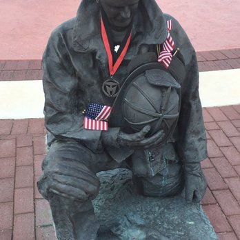 911 Flight Crew Memorial - Landmarks & Historical Buildings Near Me - Grapevine, Texas