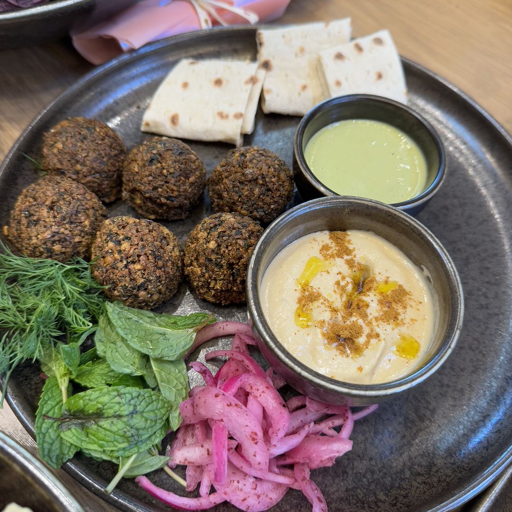 Twelvemonth - Falafel Plate - Vegan Near Me - Burlingame, California Twelvemonth - Falafel Plate - Vegan Near Me - Burlingame, California