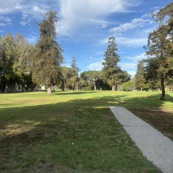 Rancho Park 3 Par Golf Course - Fairway - Golf Near Me - Los Angeles, California Rancho Park 3 Par Golf Course - Fairway - Golf Near Me - Los Angeles, California