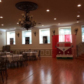 Gianni's Event Venue - My nice large dance floor - Party & Event Planning Near Me - Pottstown, Pennsylvania Gianni's Event Venue - My nice large dance floor - Party & Event Planning Near Me - Pottstown, Pennsylvania