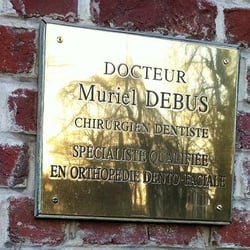 Muriel Debus