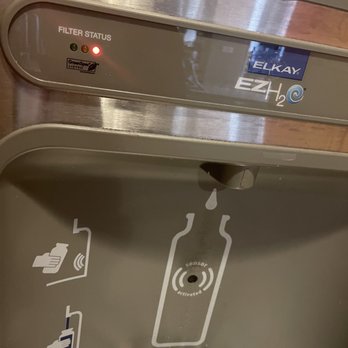LA Fitness - The filter is not green, nor yellow... but on red. The water tastes like bath water - Gyms Near Me - Pittsburgh, Pennsylvania LA Fitness - The filter is not green, nor yellow... but on red. The water tastes like bath water - Gyms Near Me - Pittsburgh, Pennsylvania