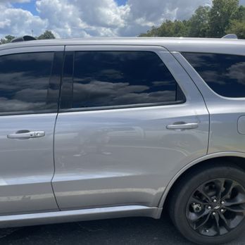 Anthony Auto Glass - 2021 Dodge Durango Driver Side Rear Door Window Replacement - Auto Glass Services Near Me