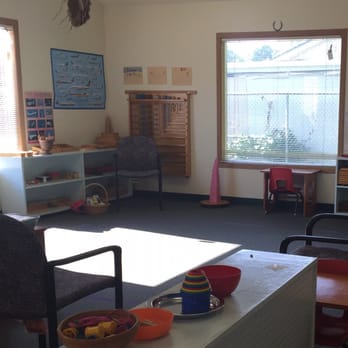 Salem Montessori School - Circle time area - Montessori Schools Near Me - Salem, Oregon Salem Montessori School - Circle time area - Montessori Schools Near Me - Salem, Oregon