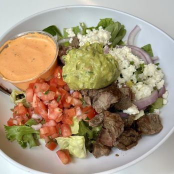 Cinco Mas - Steak Salad @ColumbusFoodDude - Mexican Near Me - Columbus, Ohio Cinco Mas - Steak Salad @ColumbusFoodDude - Mexican Near Me - Columbus, Ohio