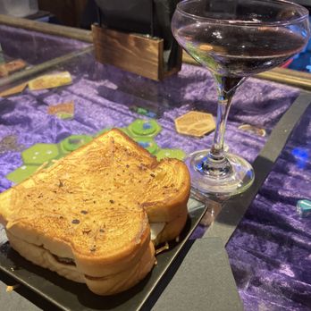 Vigilante Gaming Bar - Grilled cheese incident + goblin king - Bars Near Me - Austin, Texas Vigilante Gaming Bar - Grilled cheese incident + goblin king - Bars Near Me - Austin, Texas