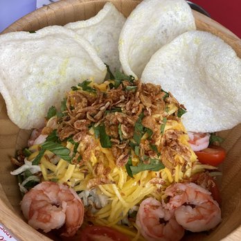5ive Spice - Green mango salad with shrimp - Vietnamese Near Me - Brooklyn, New York