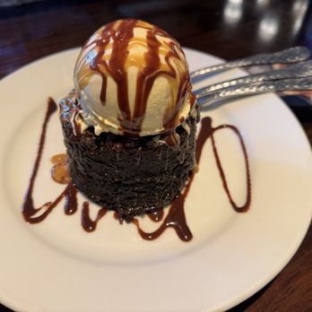 LongHorn Steakhouse - Molten Lava Cake - Steakhouses Near Me - Fort Collins, Colorado LongHorn Steakhouse - Molten Lava Cake - Steakhouses Near Me - Fort Collins, Colorado