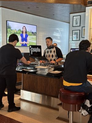 Tops Diner by null