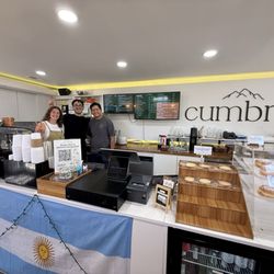 Cumbre Bakery - The friendly staff