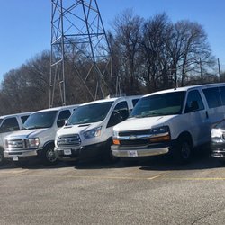 Vans To Go - We have a fleet of newer model vans perfect for Church Groups,Family Vacations,Corporate outings & more.