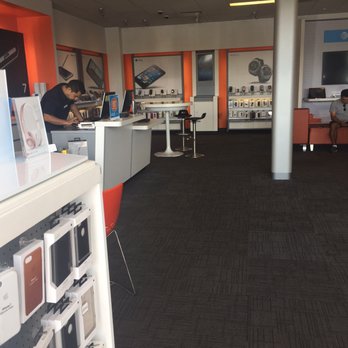 AT&T Store - Mobile Phones Near Me - San Diego, California AT&T Store - Mobile Phones Near Me - San Diego, California
