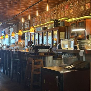 McGlinn's Public House - New American Near Me - Wenatchee, Washington McGlinn's Public House - New American Near Me - Wenatchee, Washington