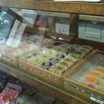 Fugetsu-Do - Candy Stores Near Me - Los Angeles, California