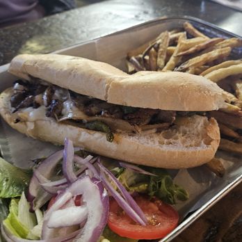 Olive & Lamb - steak sandwich - Mediterranean Near Me - Minneapolis, Minnesota