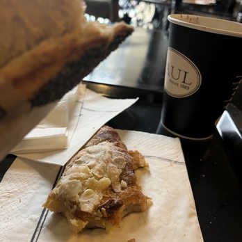 Paul - Bakeries Near Me - Paris, 75 Paul - Bakeries Near Me - Paris, 75