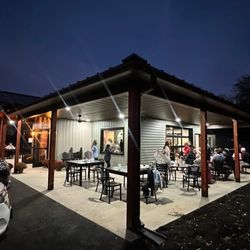 Esters Farm ​Cafe & Catering - Cafe porch