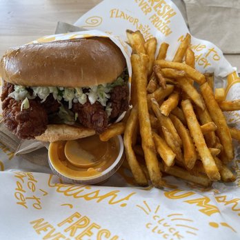 Egg N Bird - Nashville Hot Chicken Sandwich - Chicken Shop Near Me - Pico Rivera, California