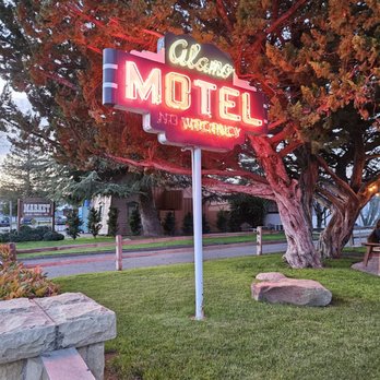 Alamo Motel - Hotels Near Me - Los Alamos, California