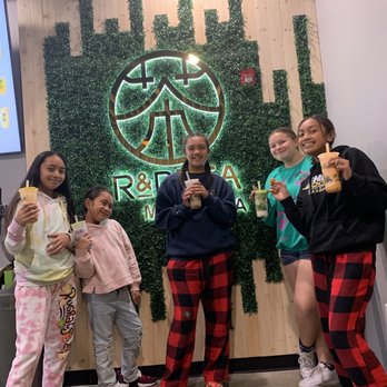 R&B Tea - Nieces enjoying all their drinks ! - Coffee & Tea Near Me - Murrieta, California