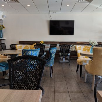 TeaLeaf - Interior - Bubble Tea Near Me - Gilroy, California TeaLeaf - Interior - Bubble Tea Near Me - Gilroy, California