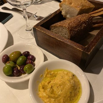 Becco - Bread starter - Italian Near Me - New York, New York