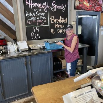 Camellia Cafe - Cajun/Creole Near Me - Slidell, Louisiana