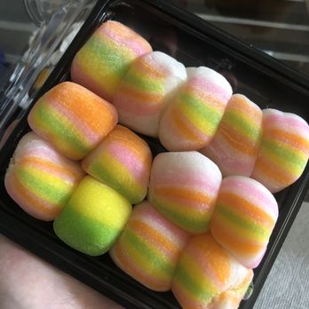 Fugetsu-Do - Rainbow dango - Candy Stores Near Me - Los Angeles, California