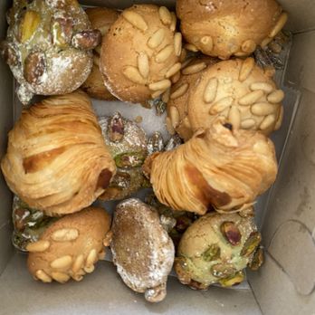 Fortunato Brothers - Desserts Near Me - Brooklyn, New York Fortunato Brothers - Desserts Near Me - Brooklyn, New York