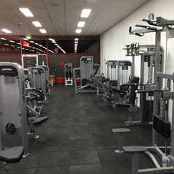 Zap Fitness 24/7 Elsternwick - Pin loaded resistance machines